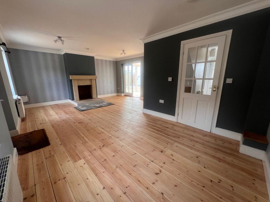 House in New Quay - More