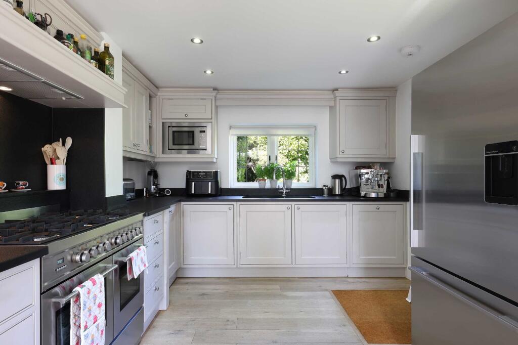 The Common, Penn, Buckinghamshire, HP10 - View 3