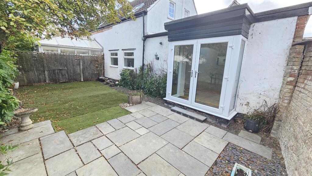 House in Nottingham - View 3