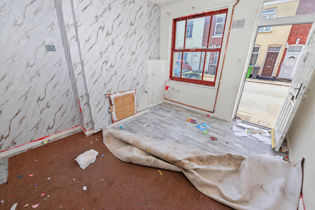 House in Walsall - View 4