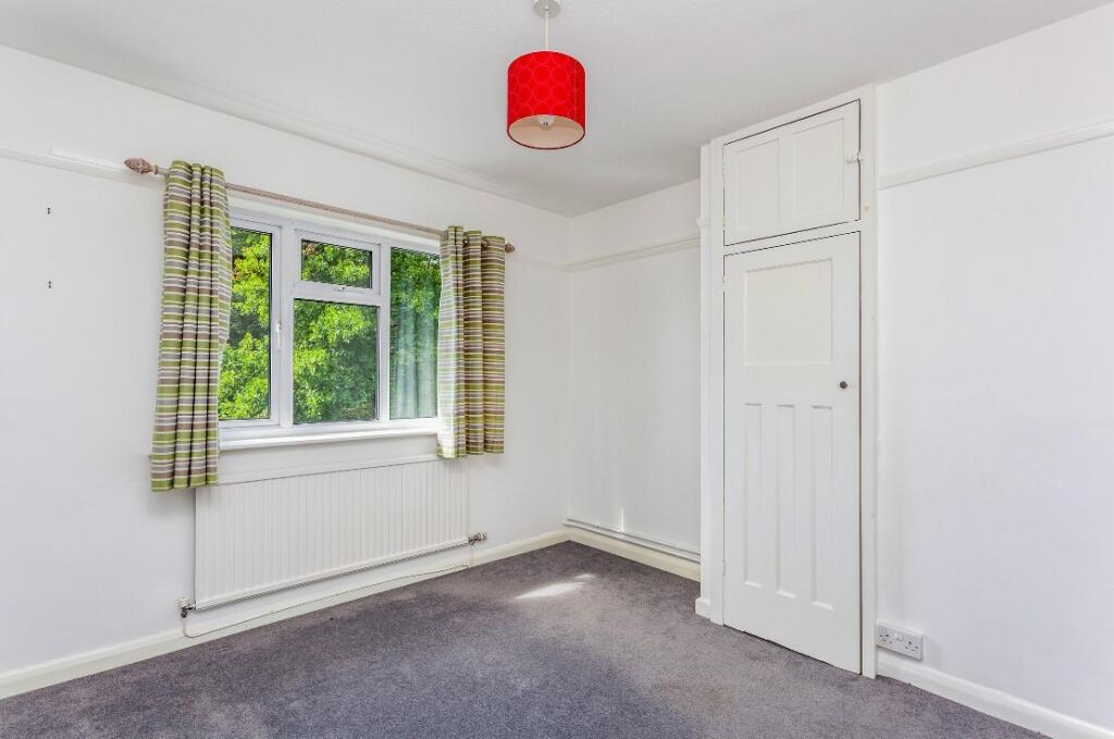 House in Redhill - More