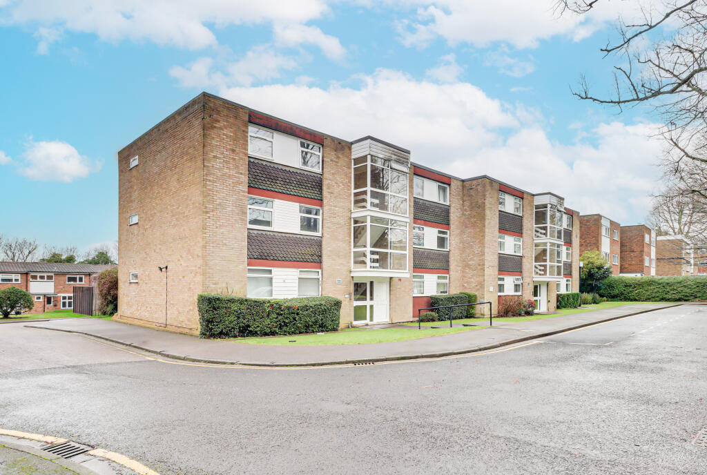 Main image of property: Milton Road, Harpenden, Hertfordshire, AL5