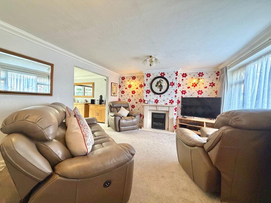 Coleridge Close, Bletchley, Milton Keynes, MK3 photo 4