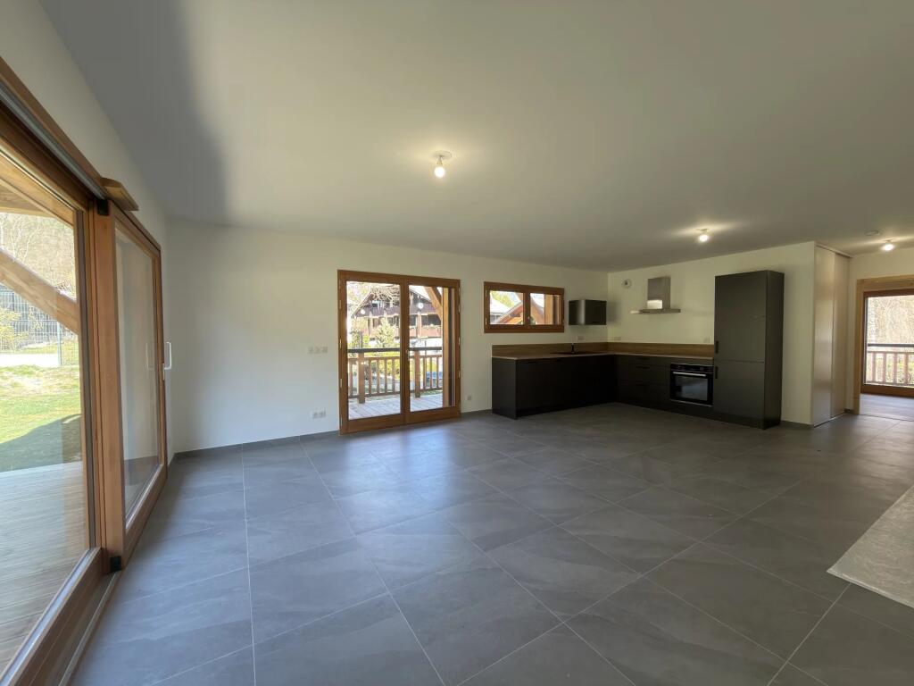 Main image of property: Rhone Alps, Haute-Savoie, Essert-Romand