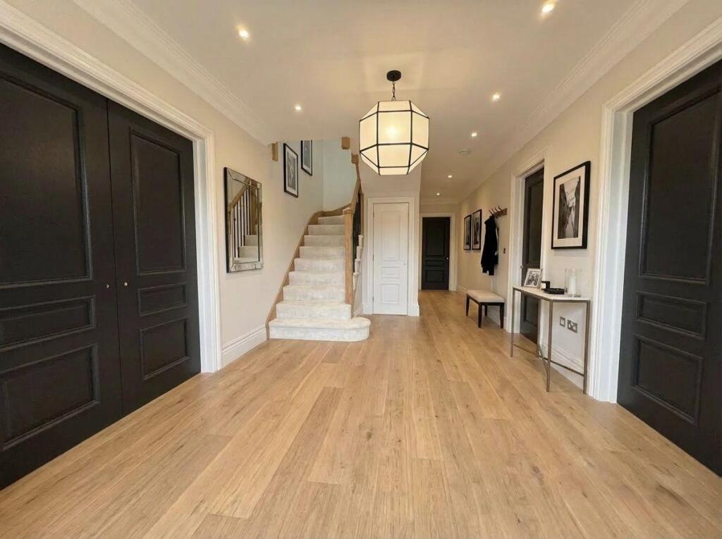 House in Brentwood, Doddinghurst - View 4
