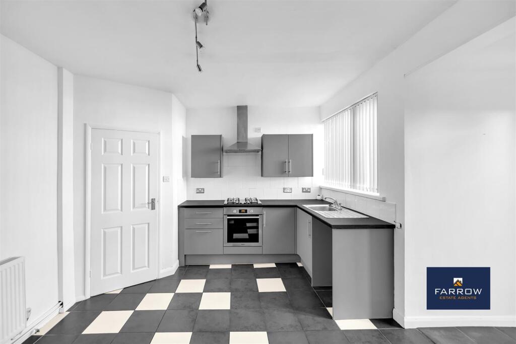 House in Grimsby, West Marsh - View 4