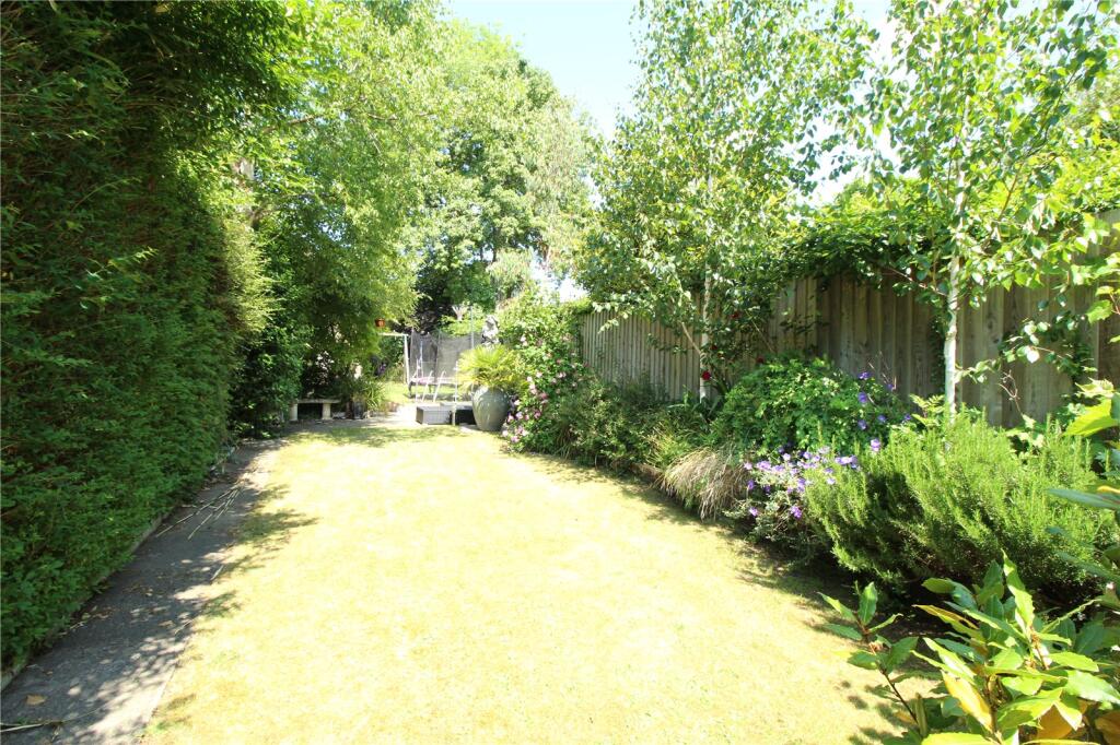 House in Darlington, Pierremont - View 2
