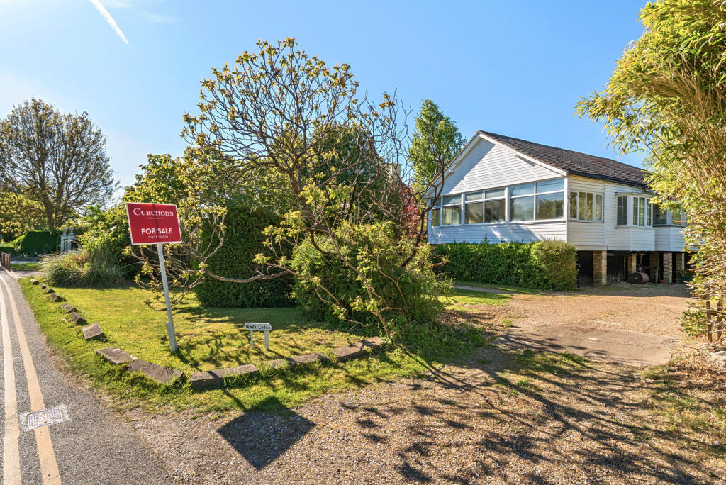 Main image of property: Towpath, Shepperton, TW17