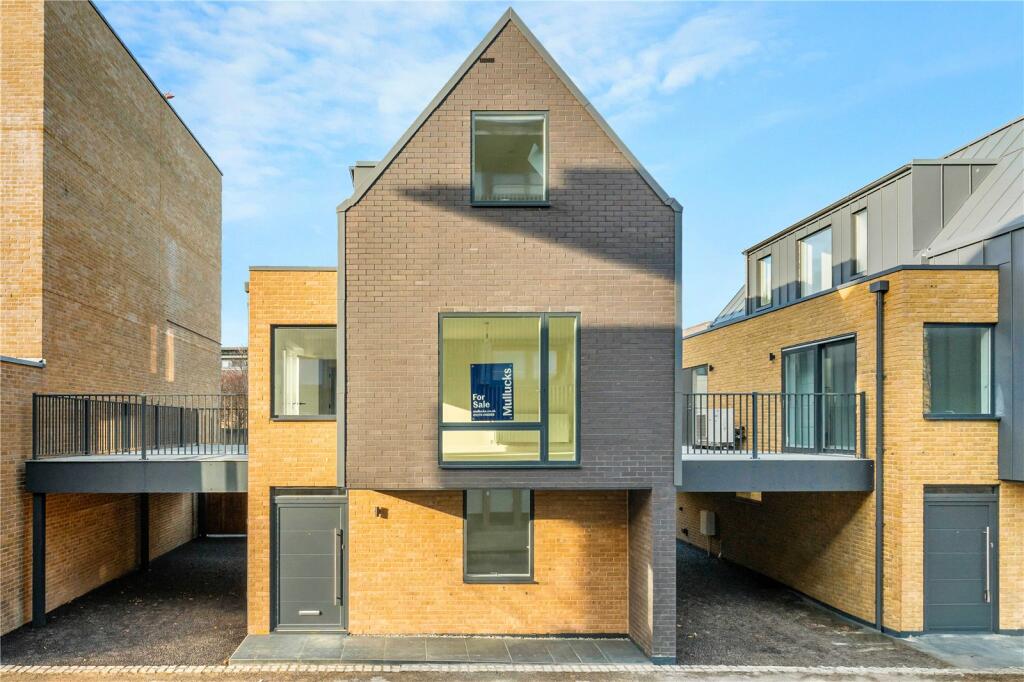 New Pond Street, Newhall, Harlow, Essex, CM17 photo 4