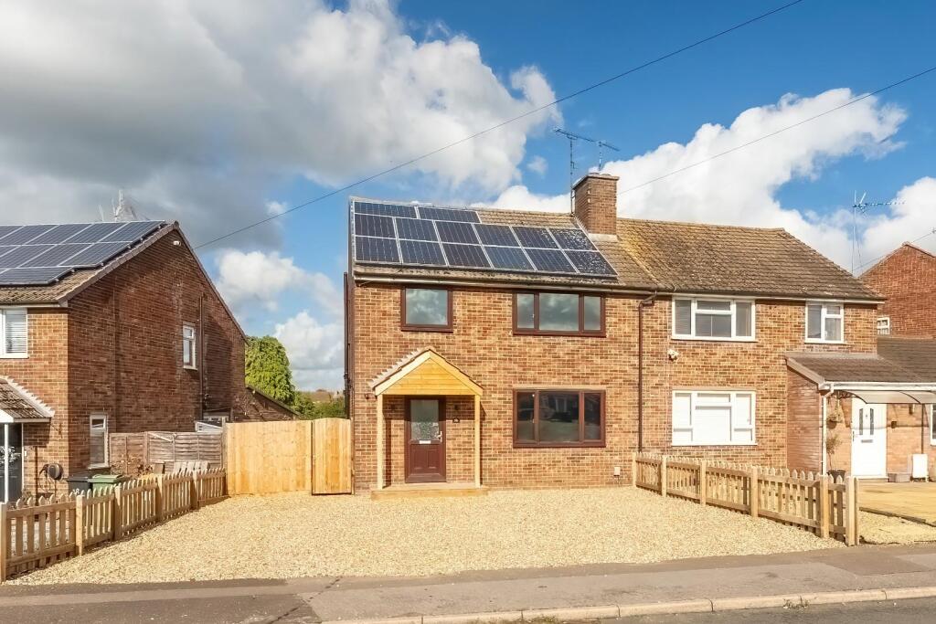 Main image of property: Roosevelt Avenue, Leighton Buzzard
