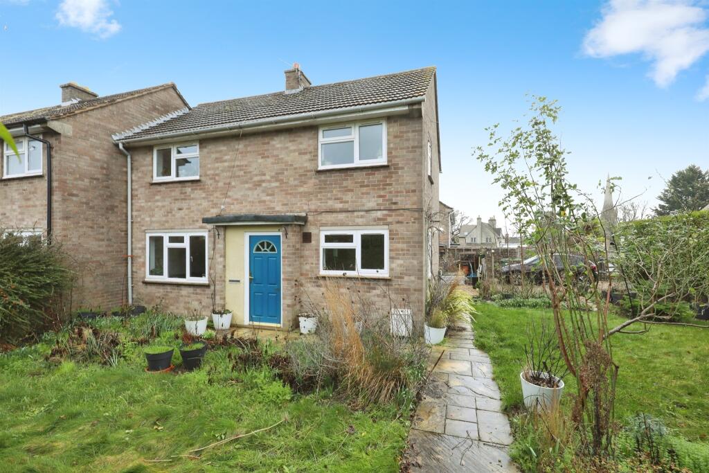 Main image of property: Fosseway Crescent, Tredington, Shipston-On-Stour