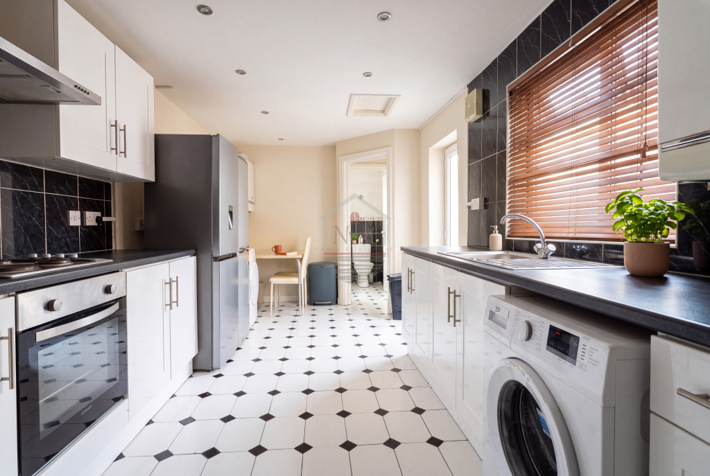 House in Cardiff, Cathays - View 2