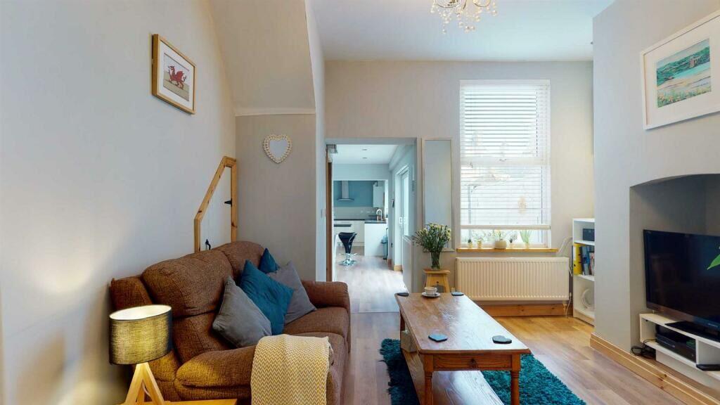 9 Margaret Street, Beaumaris, Anglesey, LL58 8DN photo 3