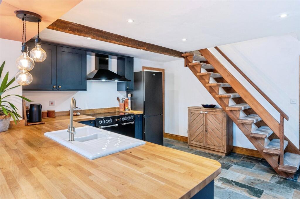 Mold Road, Mynydd Isa, Mold, Flintshire, CH7 photo 4