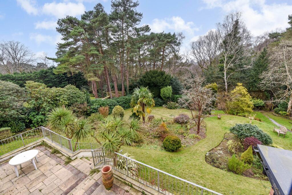 Chilworth, Southampton photo 2