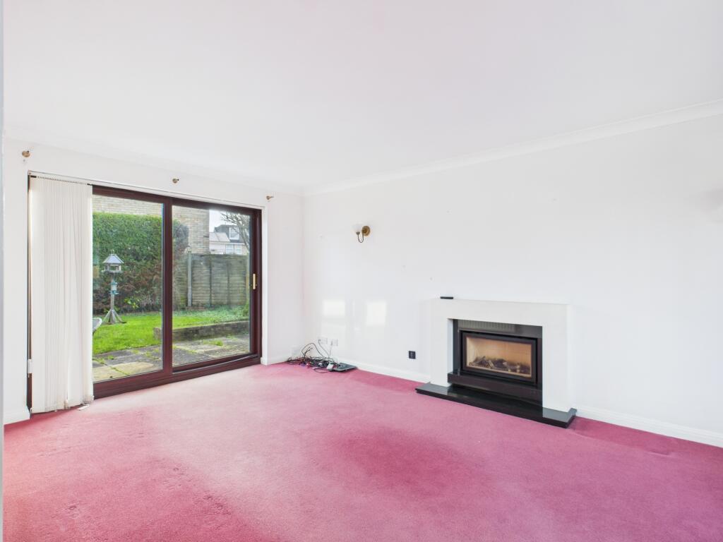 House in Basingstoke and Deane, Cufaude Village, Chineham - View 2