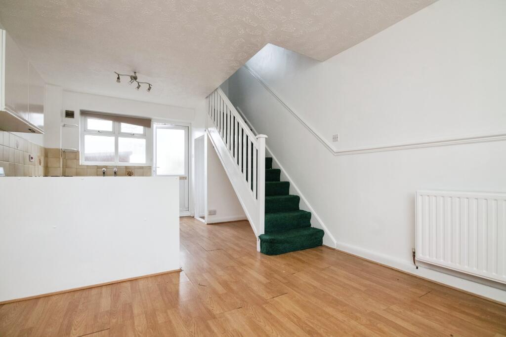 House in Sandwell, West Midlands - More