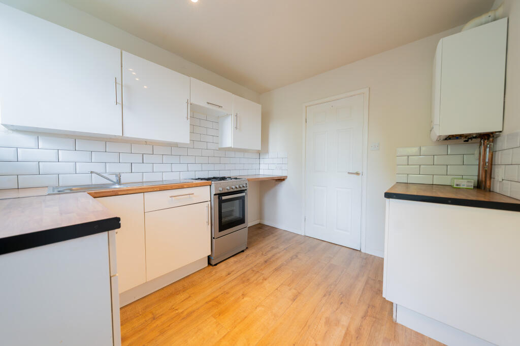 Apartment in Leicester, West End - View 5