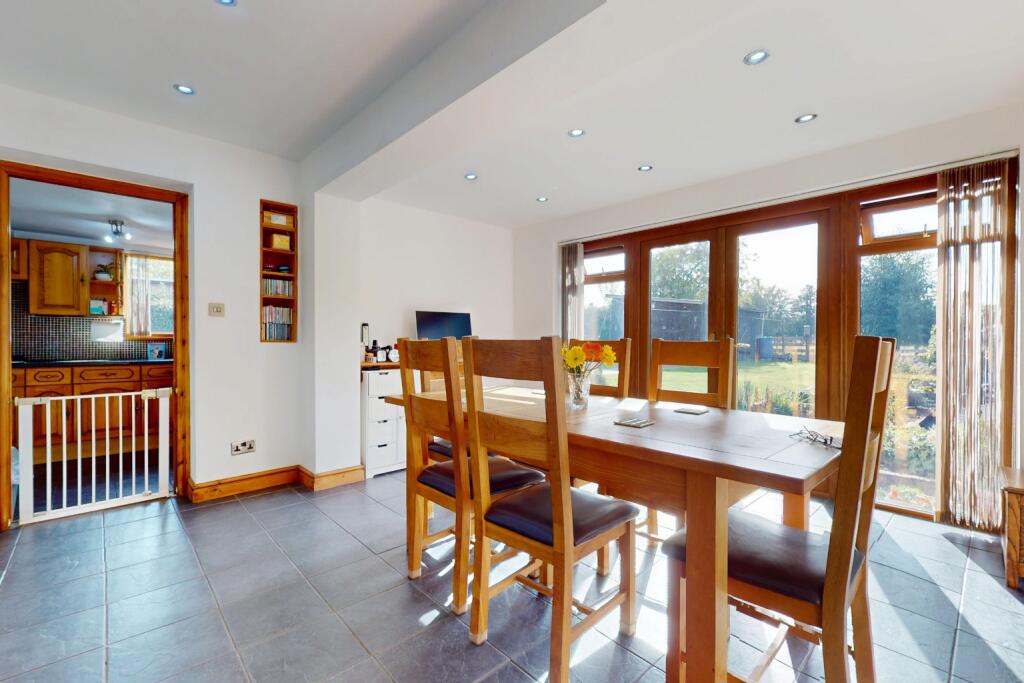 House in Wrockwardine, Admaston - More
