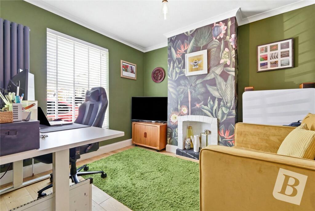 House in Chelmsford, Great Baddow - View 2