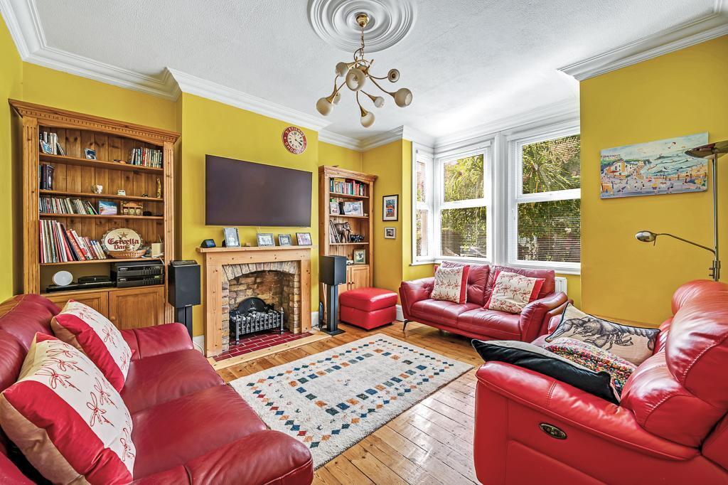 House in London - View 2