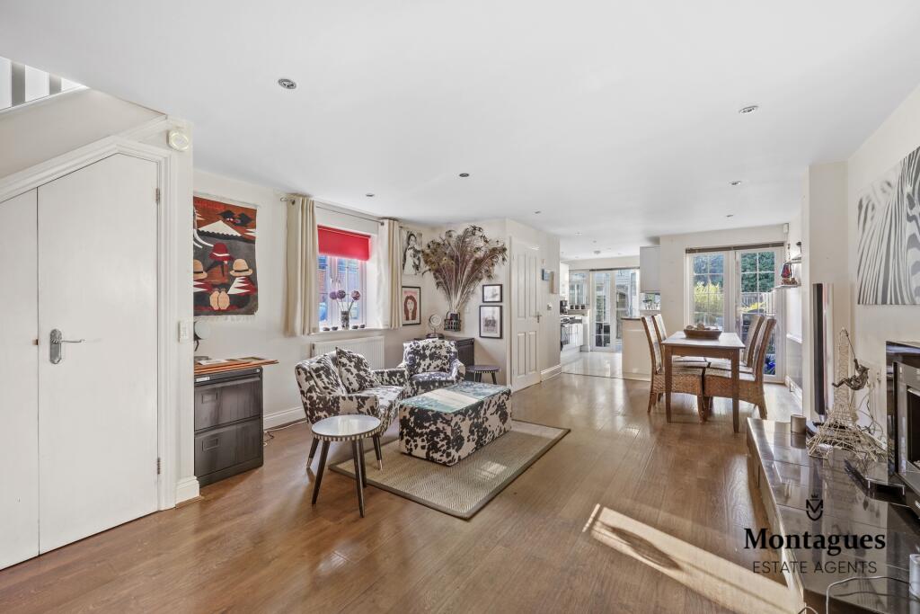 House in Chelmsford - View 4