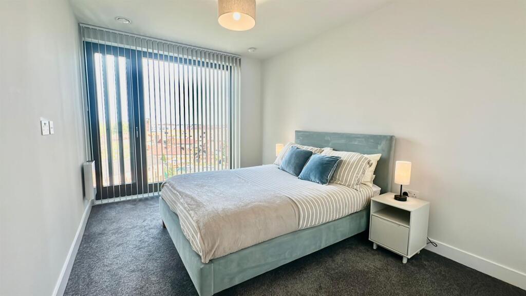 Additional image 9 of Glasswater Locks- Belmont Row, Birmingham, B4