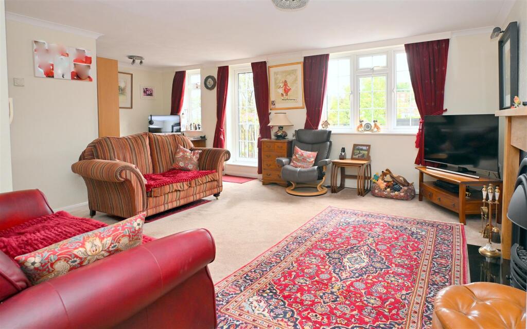 House in Brighton - View 2