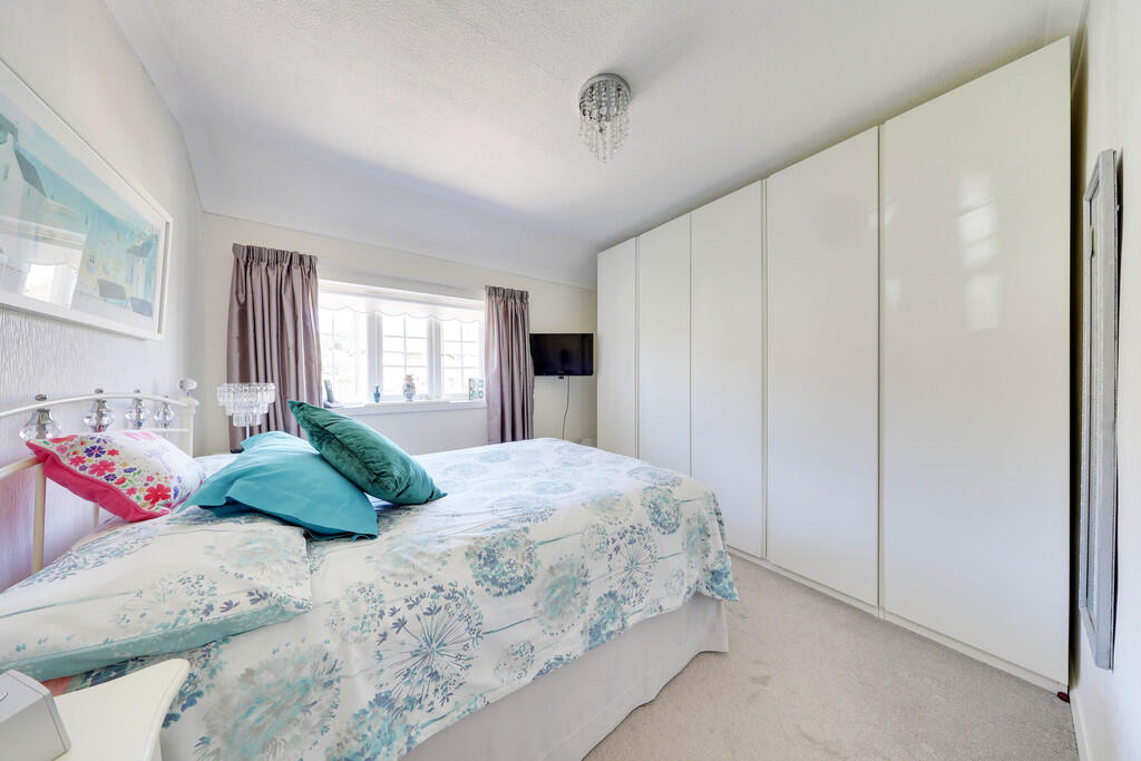 House in Orpington, Scadbury, St Paul's Cray - View 5