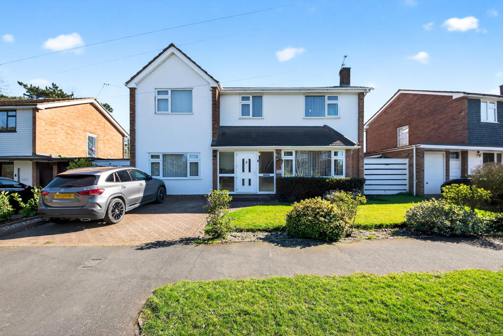 Main image of property: Grangewood, Potters Bar, EN6