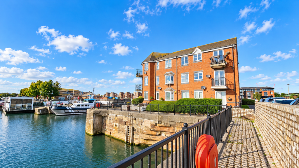 2-bed flat on The Anchorage, Liverpool, Merseyside, L3, £180,000