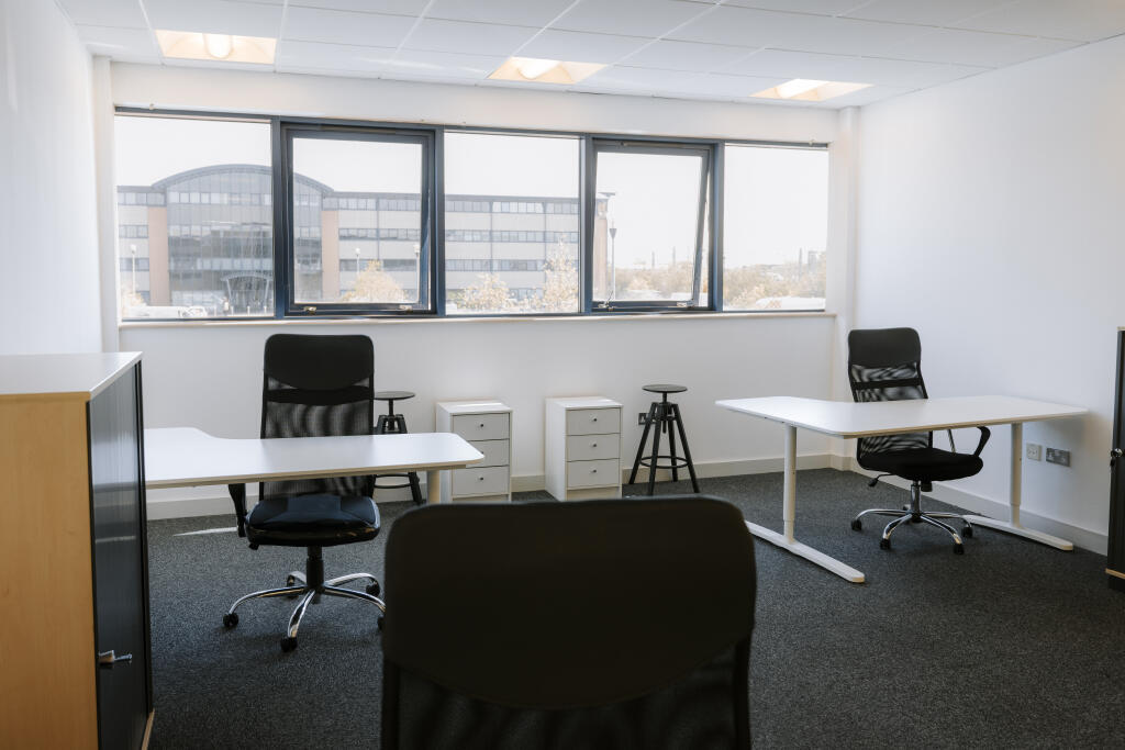 500sqft office