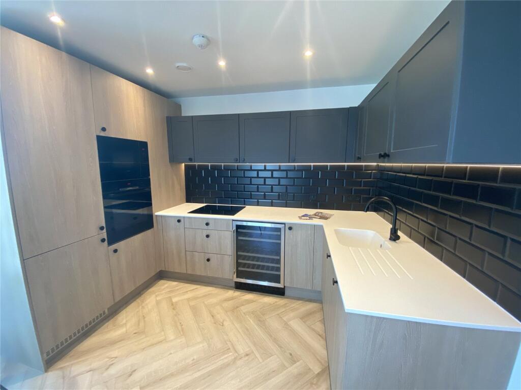 Apartment in Manchester - View 4