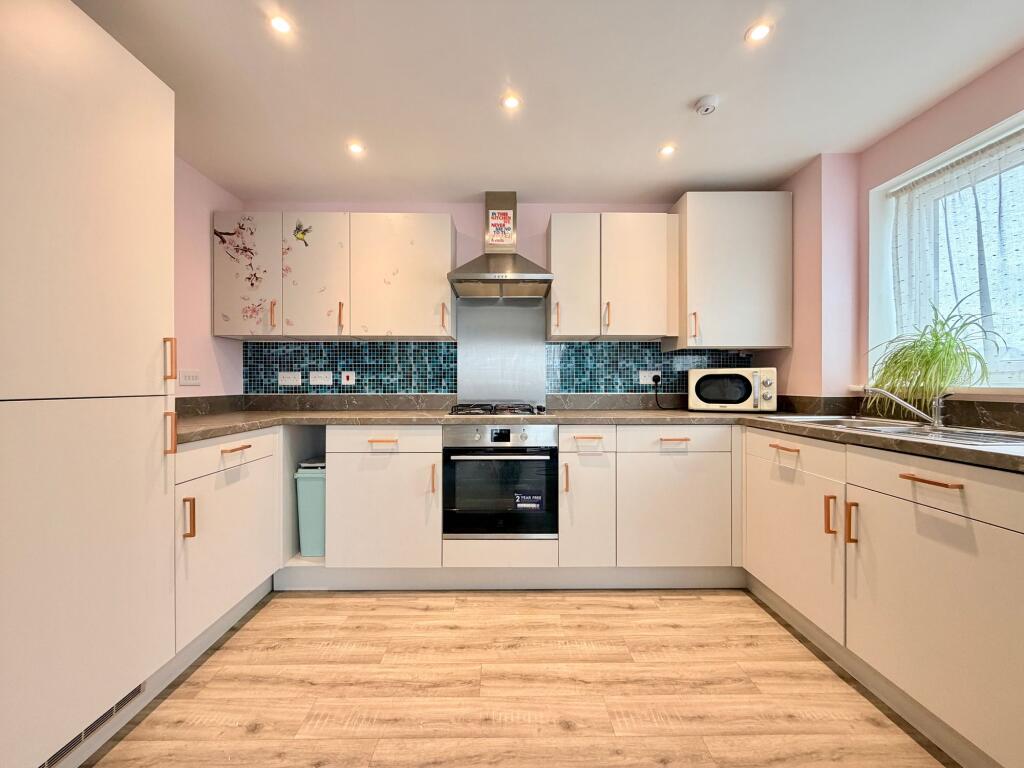 Apartment in Wantage, Wellington Gate, Grove - View 2