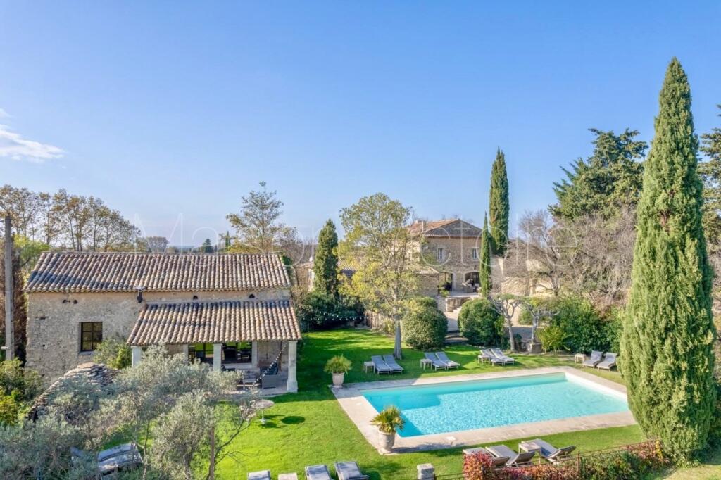Main image of property: Provence-Alps-Cote d`Azur, Vaucluse, L'isle-sur-la-Sorgue