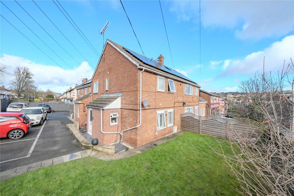 Main image of property: Flat 1, 19-21, Station Road, Horsforth, Leeds, West Yorkshire