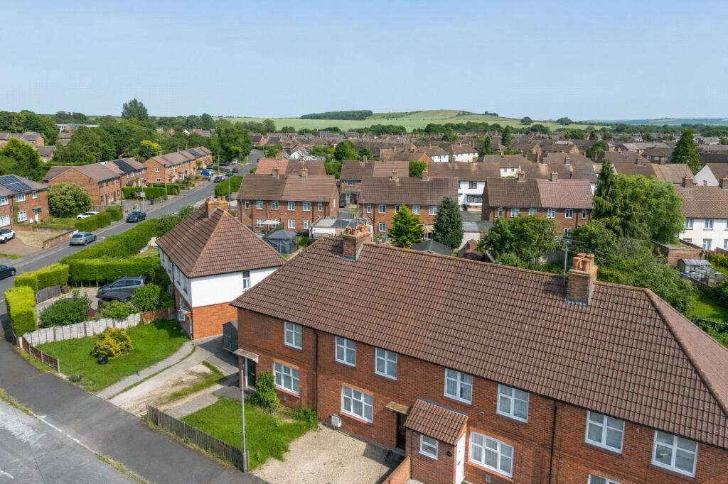 Main image of property: Kingsley Gardens, Devizes, Wiltshire, SN10