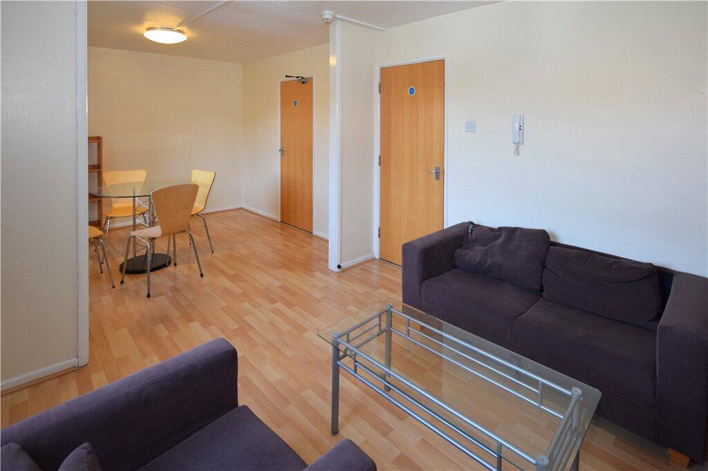 Avon Way, Colchester, Essex photo 3