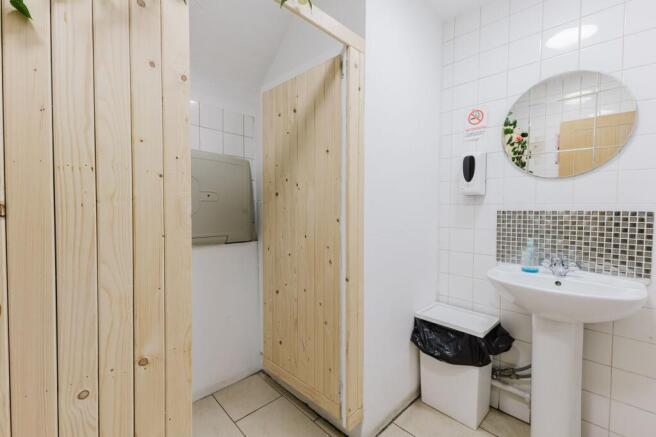 Womens WC1