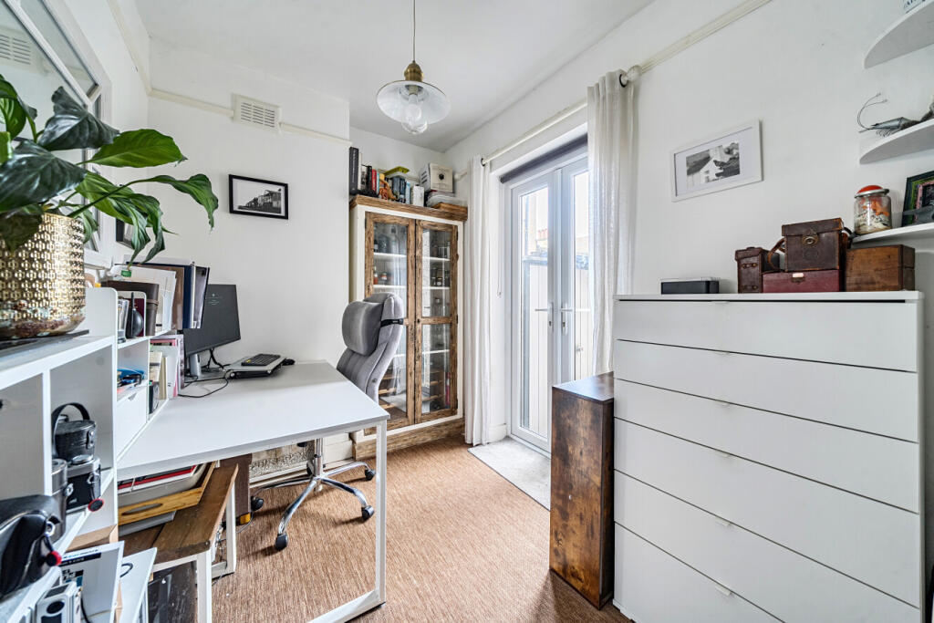 Summerfield Street, Lee, London, SE12 - View 5