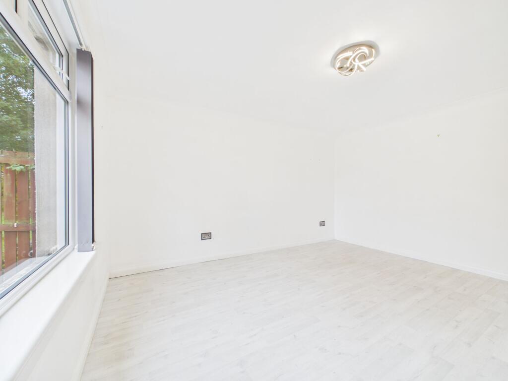 Apartment in Motherwell - View 2