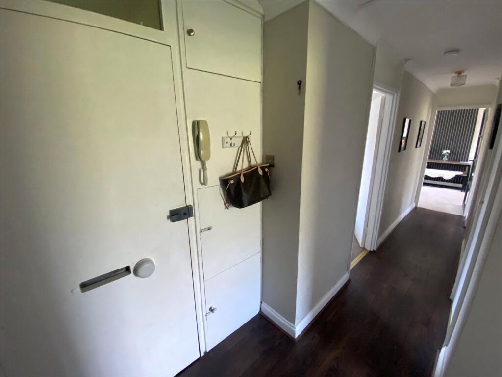 Apartment in Bournemouth - View 5