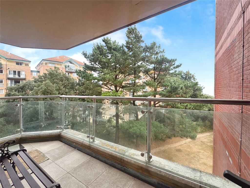 Manor Road, Bournemouth, Dorset – pohled 3