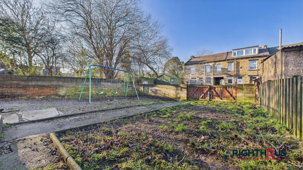 Dewhirst Place, Bradford, BD4 photo 4