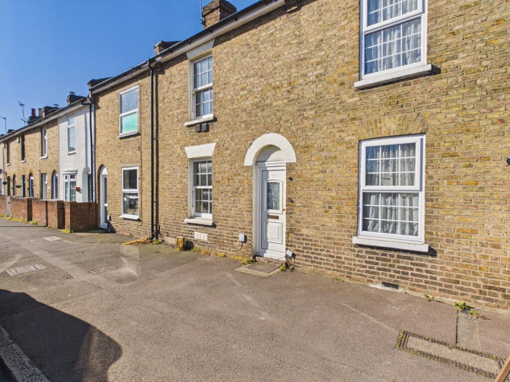 Main image of property: London Road, Staines-upon-Thames, Surrey, TW18