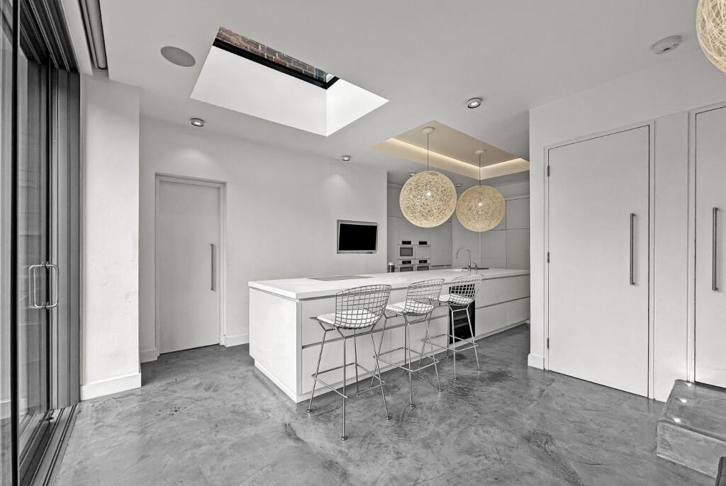 Delamer Road, Altrincham photo 2