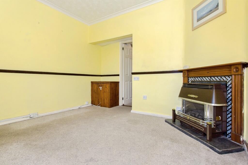 House in West Suffolk, Newmarket - View 4