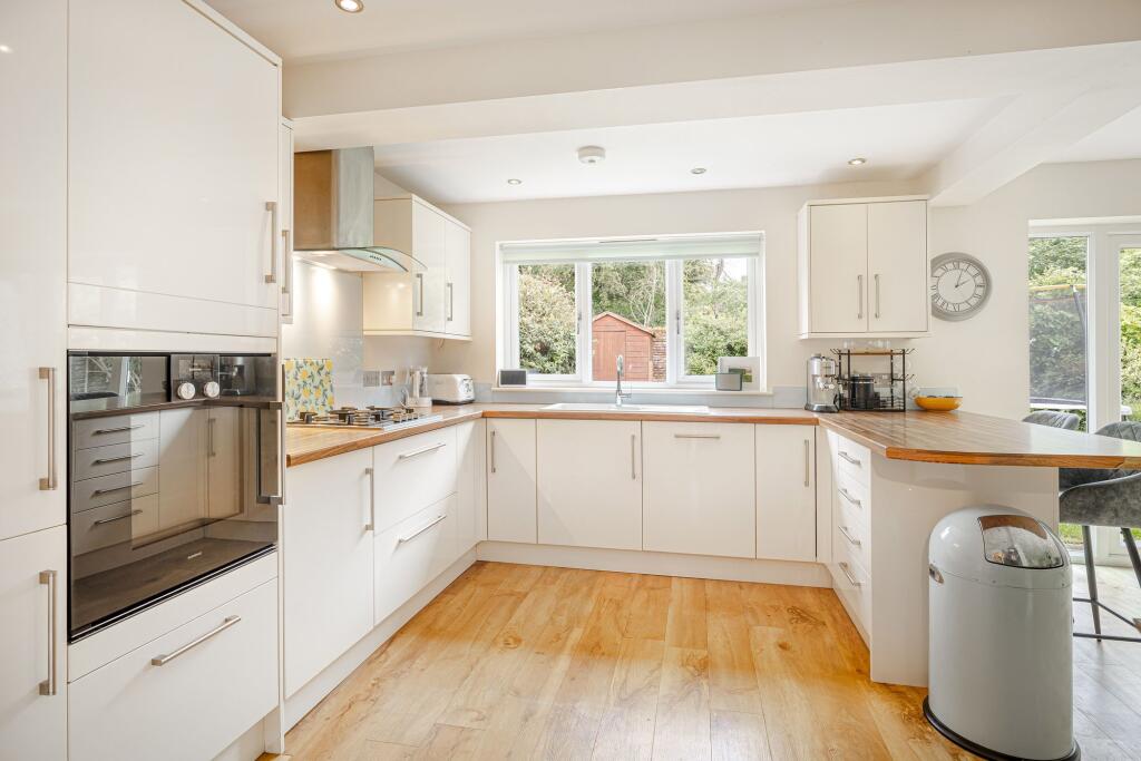 Saxon Way, Saffron Walden, CB11 photo 4