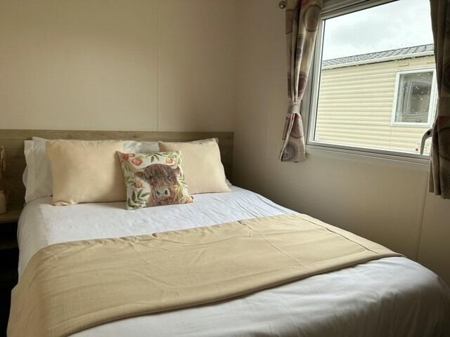 Manor Park Caravan Site, Manor Road, Hunstanton, Norfolk, PE36 photo 5