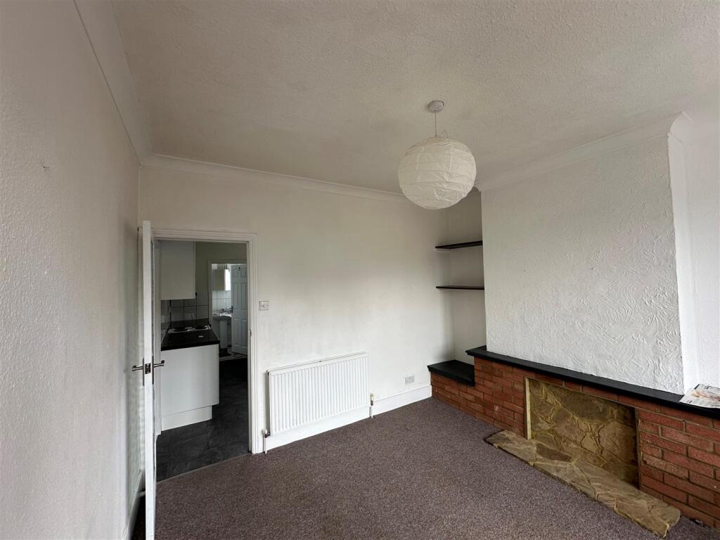 Apartment in Brighton, Queen's Park - View 3